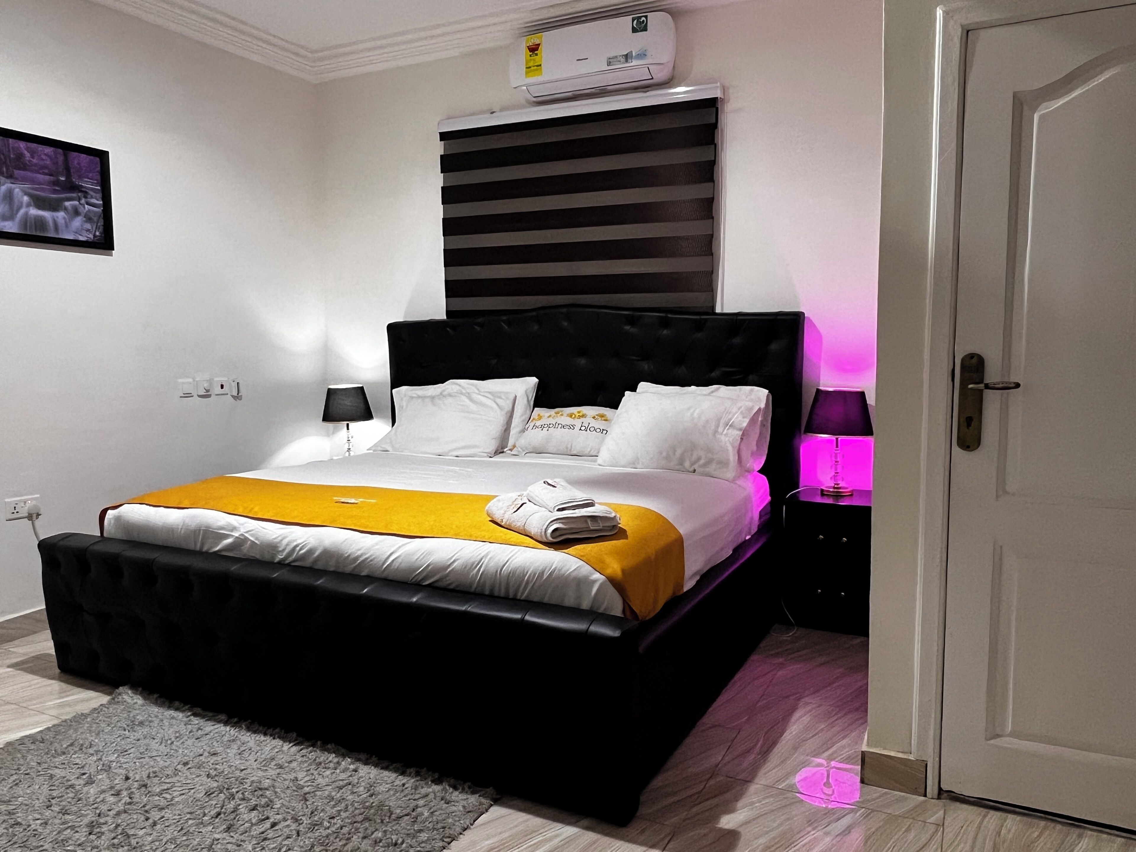 7 Schlafzimmer, Bügeleisen/Bügelbrett, WLAN, Bettwäsche