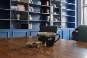 Leilighet – comfort, byutsikt | Oppholdsrom | Smart-TV