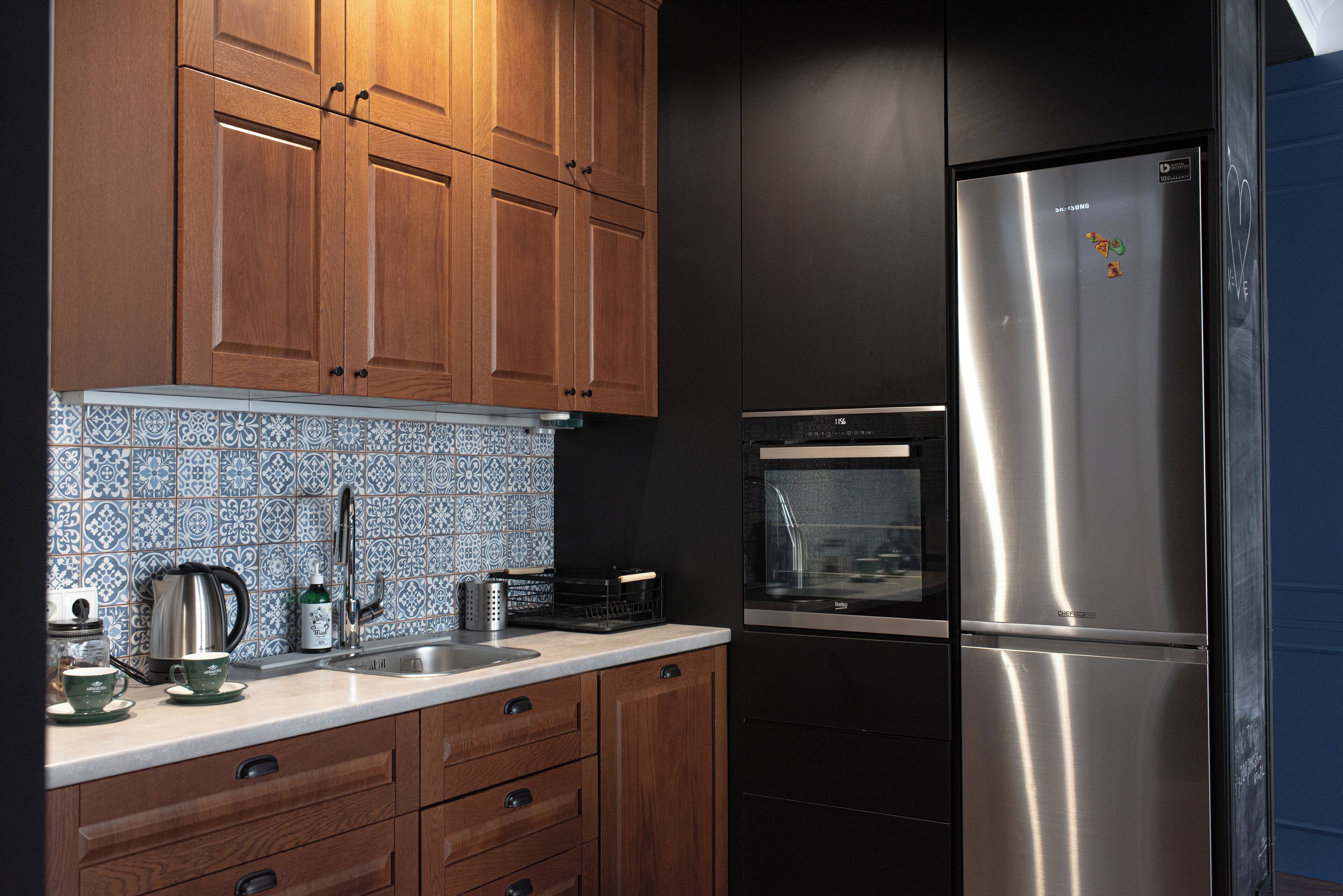 Comfort Apartment, City View | Private kitchenette | Coffee/tea maker, electric kettle