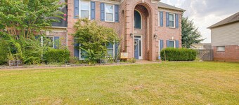 Residential Cul-de-sac: Suburban Memphis Hideaway!