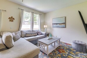 Apartment (3 Bedrooms) | Interior - 9 Mi to Disney! Regal Palms Resort Condo w/ Pools (Davenport)