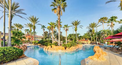 9 Mi to Disney! Regal Palms Resort Condo w/ Pools