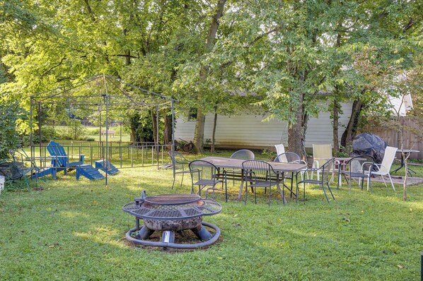 House (5 Bedrooms) | Interior