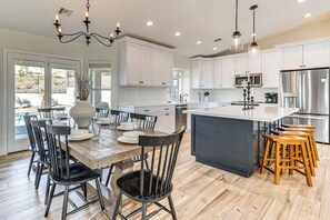 Ev (3 Bedrooms) | İç mekân