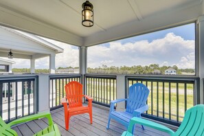 Apartment (3 Bedrooms) | Front of property - 2 Mi to Ocean: Townhome w/ Pool & Dog Park in Pcb! (Panama City Beach)