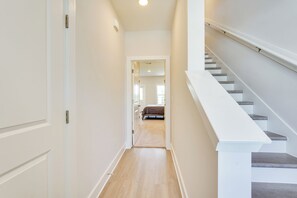 Apartment (3 Bedrooms) | Interior - 2 Mi to Ocean: Townhome w/ Pool & Dog Park in Pcb! (Panama City Beach)