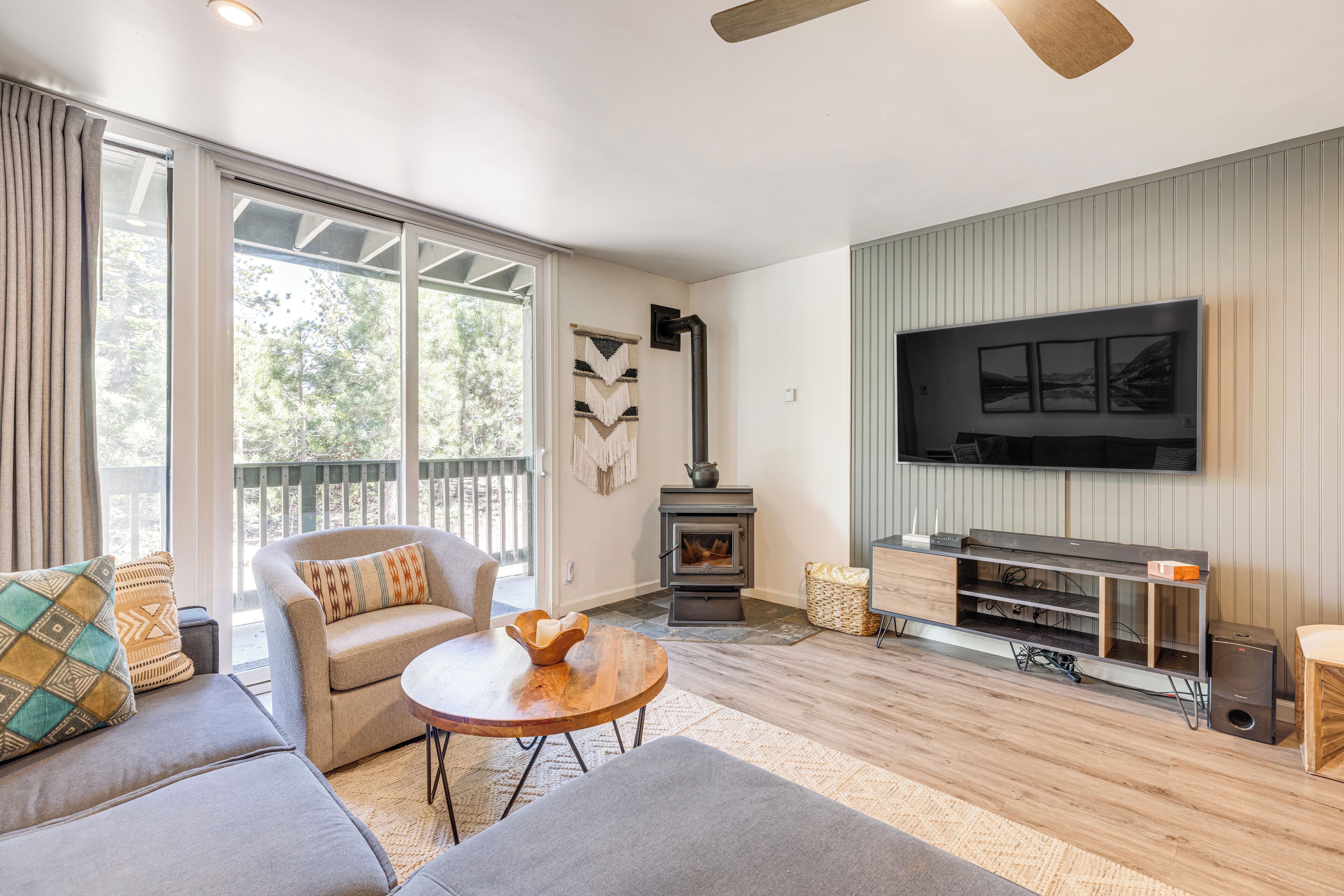 Apartment (2 Bedrooms) | Front of property