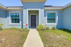House (4 Bedrooms) | Interior - Spacious Home Near Dtwn Psl: Travel Nurses Welcome (Port Saint Lucie)