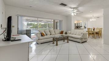 Casa (2 Bedrooms) | Parte interna