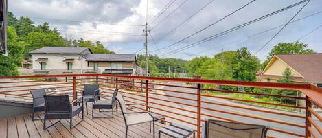 Apartment (2 Bedrooms) | Front of property