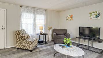 Casa (2 Bedrooms) | Interior