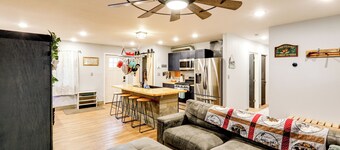 Walk to Dtwn: Dog-friendly Retreat in Fairbanks!