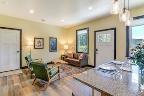 House (1 Bedroom) | Interior - 2 Mi to Dtwn Palmer: Custom Valley Home w/ Garage (Palmer)