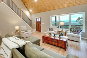 Talo (4 Bedrooms) | Sisätilat