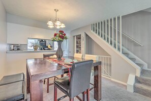 Apartment (2 Bedrooms) | Interior - Norcross Townhome ~ 18 Mi to Dtwn Atlanta! (Norcross)