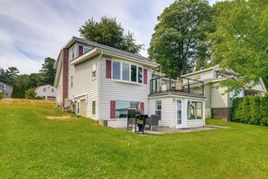 House (3 Bedrooms) | Interior - Waterfront Getaway: Lake Champlain Family Retreat! (Colchester)