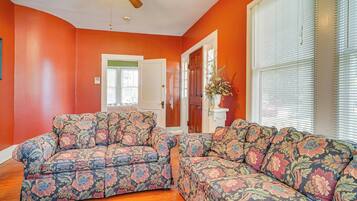 Rumah (2 Bedrooms) | Interior