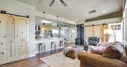 Yak Ranch w/ Mountain Views, Near Wellington!