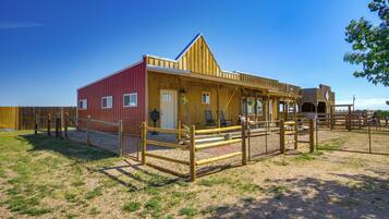 House (1 Bedroom) | Interior