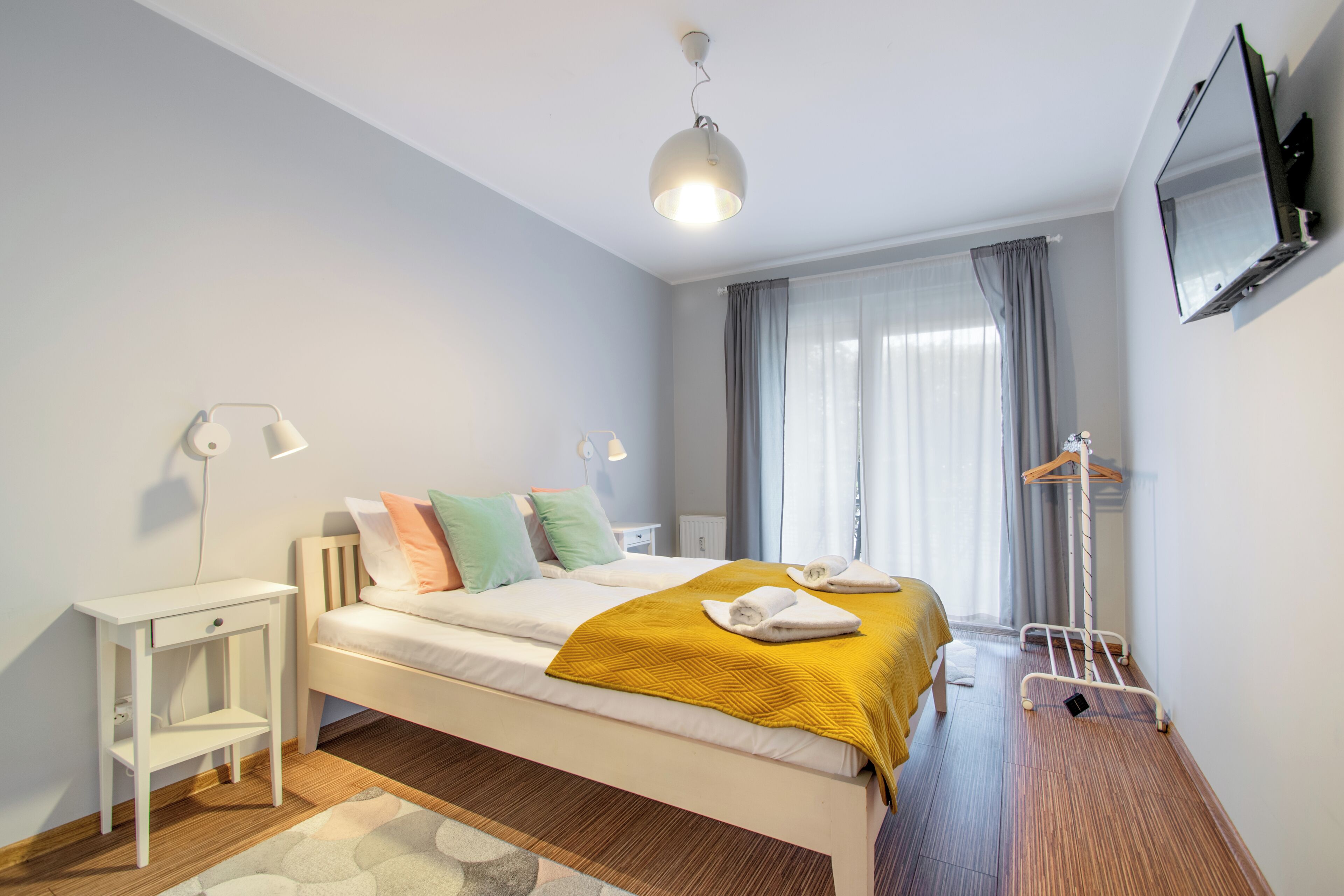 Apartamento clásico, balcón | Ropa de cama hipoalergénica, tabla de planchar con plancha, wifi gratis