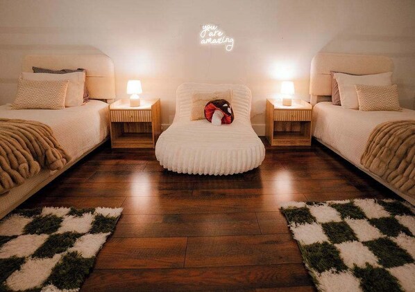 4 habitaciones, escritorio, wifi y ropa de cama 