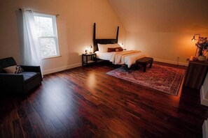 4 habitaciones, escritorio, wifi y ropa de cama 