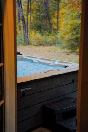 Bain à remous extérieur