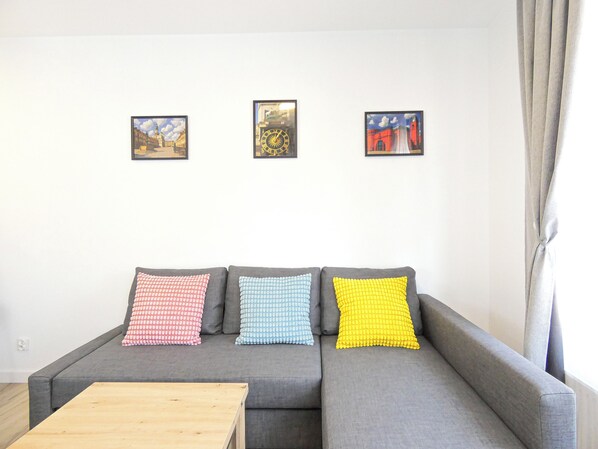 Classic-Apartment, Balkon | Wohnzimmer