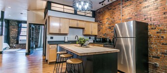 Cozy Stay at 229 Main St – Perfect Ames Location