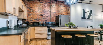 Cozy Stay at 229 Main St – Perfect Ames Location