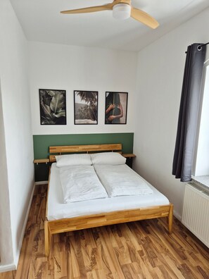 1 bedroom, iron/ironing board, free WiFi, bed sheets