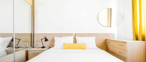 1 soverom, strykejern/-brett, wi-fi (inkludert) og sengetøy