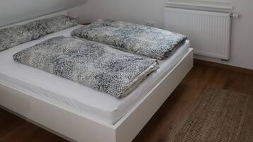 2 Schlafzimmer, Bettwäsche