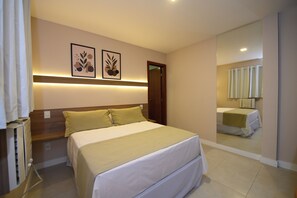 Standard Double Room | Laptop workspace, free WiFi - Hotel Elevare Niteroi (Niteroi)