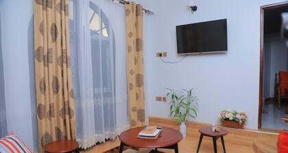 Family and pet friendly cottage where serenity lives- your home away from home .