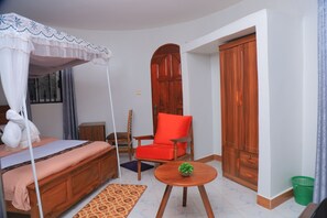 2 室のベッドルーム、アイロン / アイロン台、WiFi、ベッドシーツ