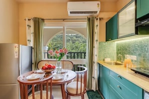 House | 1 bedroom - 1BR in North Goa Pool Gym Clubhouse Access (Mapusa)
