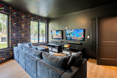 Lakefront Luxury Retreat w Heated Pool Arcade