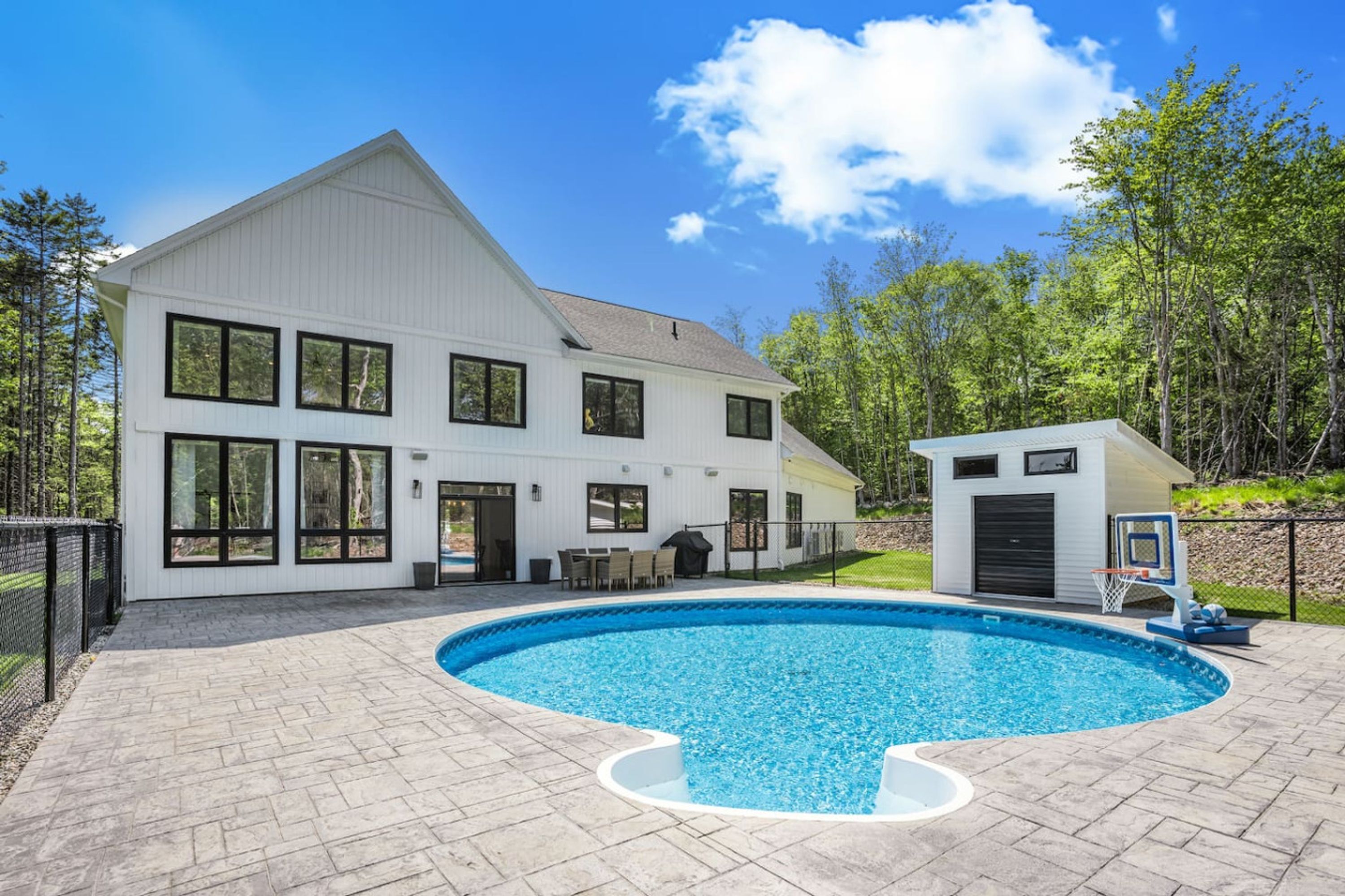 4 عدّة غرف نوم