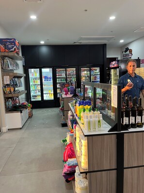 ギフト ショップ