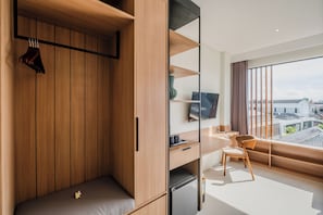 Standard Room | Desk, iron/ironing board, free WiFi, bed sheets