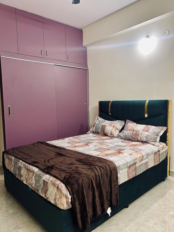 Luxury Apartment, Balcony | In-room safe, desk, laptop workspace, blackout drapes
