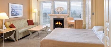 1 slaapkamer, een strijkplank/strijkijzer, wifi, beddengoed