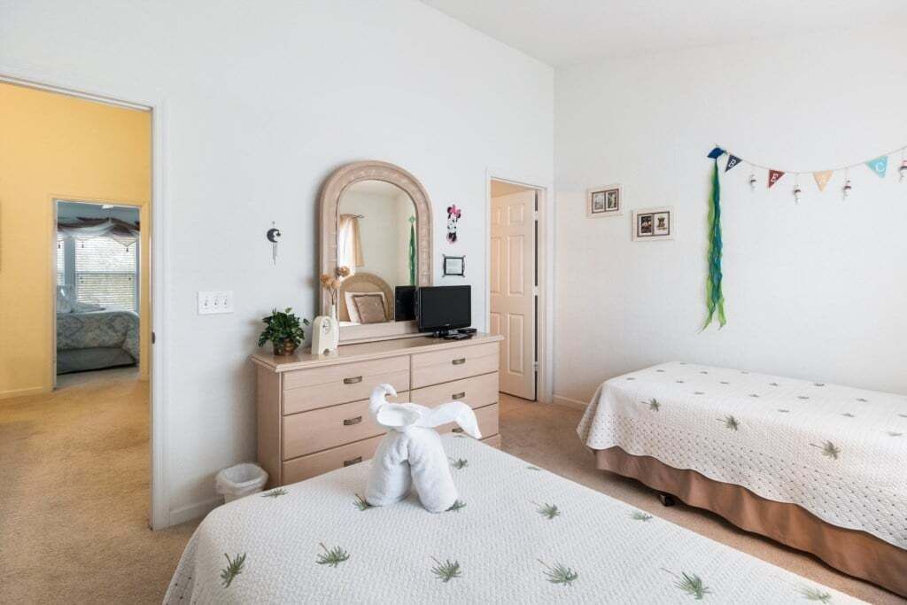 3 多间卧室、笔记本电脑工作区、熨斗/熨衣板、免费 WiFi