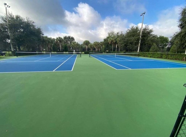 Townhome, 3 Bedrooms | Sports court