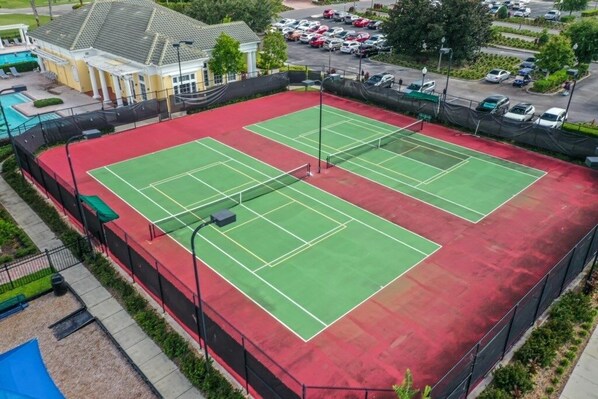 Villa, 5 Schlafzimmer | Sportplatz
