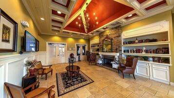 Villa, 5 Bedrooms | Interior