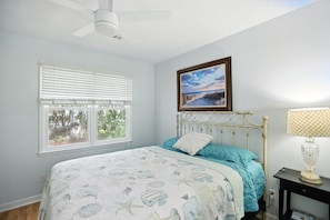 House, 3 Bedrooms | 3 bedrooms, laptop workspace, iron/ironing board, free WiFi