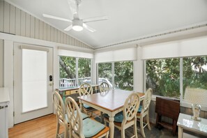 House, 3 Bedrooms | Dining