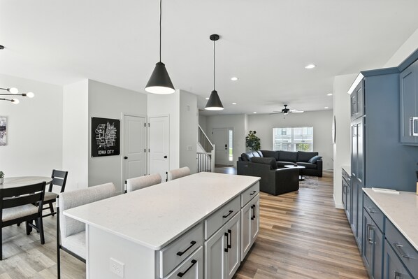 Townhome, 3 Bedrooms | Interior